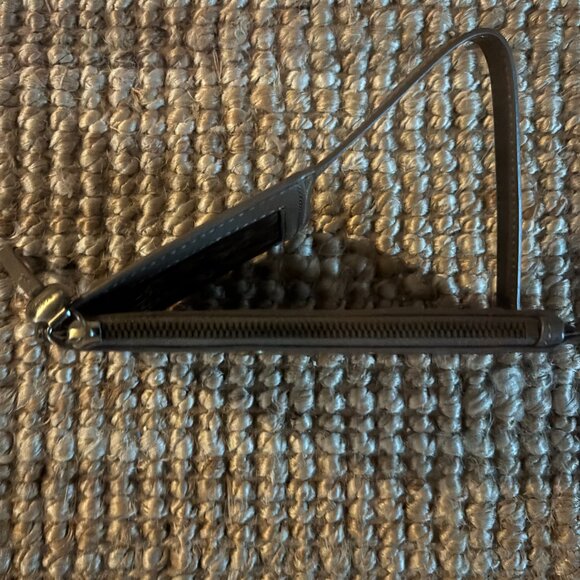 HOBO Large Grey Leather Card Holder - Picture 5 of 6